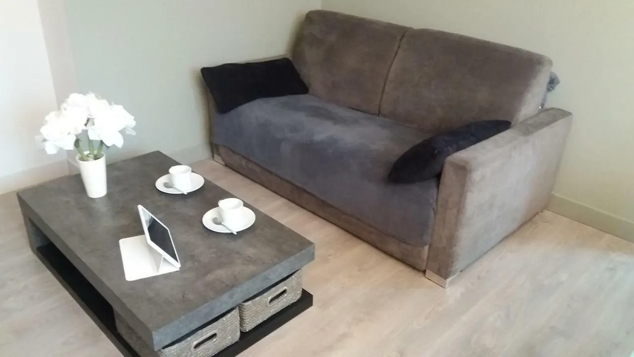 Apartment With Car Park - Charonne Neighborhood Paris