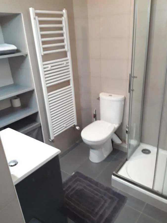 Apartment With Car Park - Charonne Neighborhood Paris